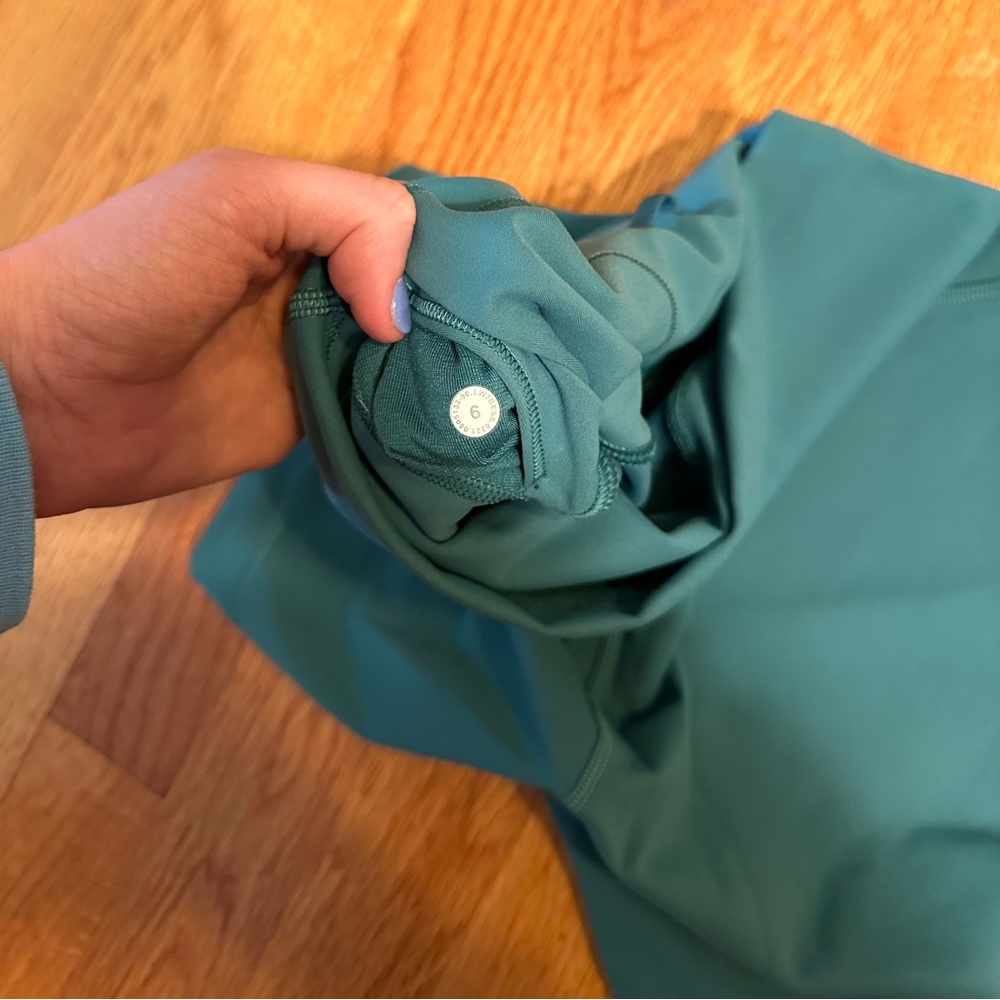 Lululemon wunder train 6 inch shorts.